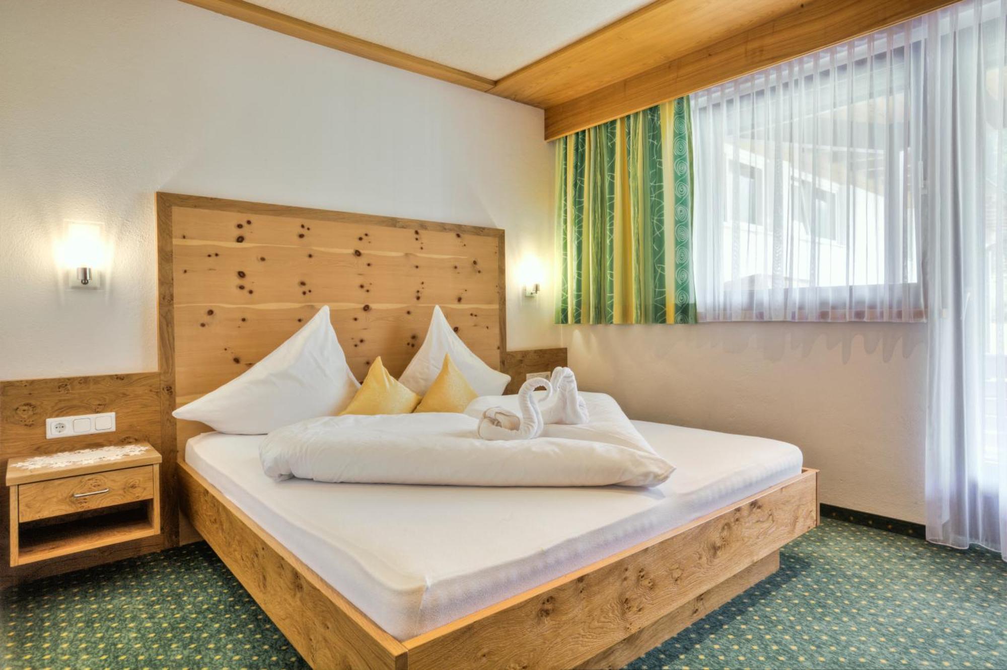 Bergsporthotel Antonie กรีส อิม เซลเรน ภายนอก รูปภาพ