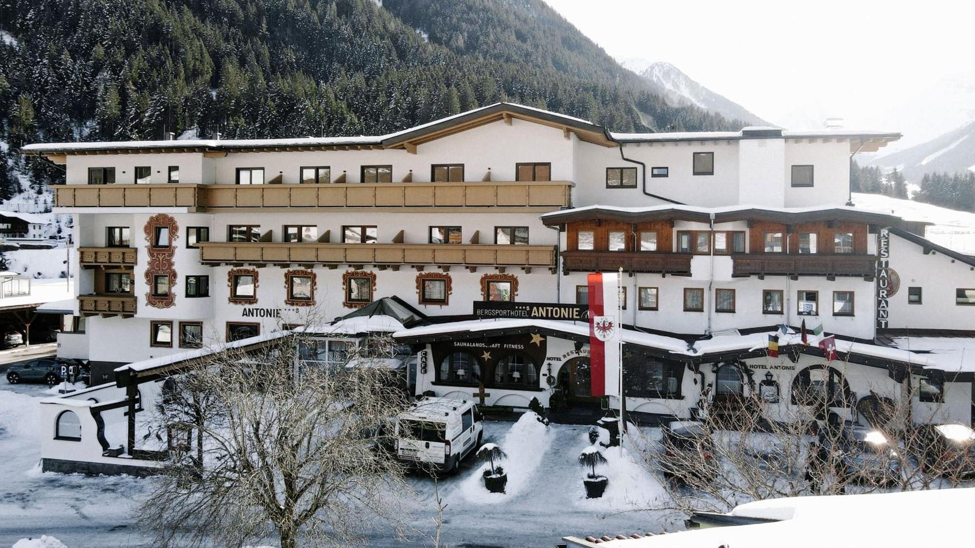 Bergsporthotel Antonie กรีส อิม เซลเรน ภายนอก รูปภาพ